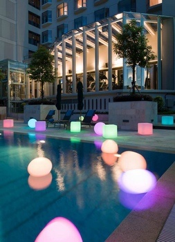 Swimming Pool - L'hotel Island South - Hong Kong