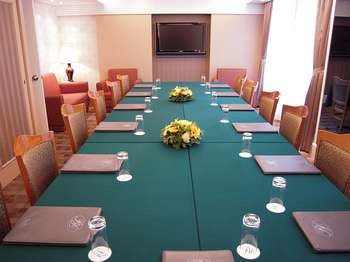 Meeting Room - Bishop Lei International Hotel