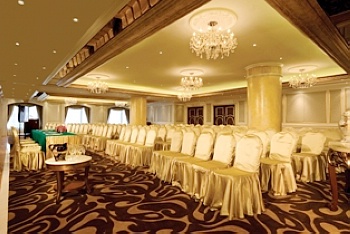 Ballroom - Grand Emperor Hotel  