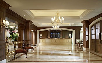 Lobby - The Ritz-Carlton Beijing