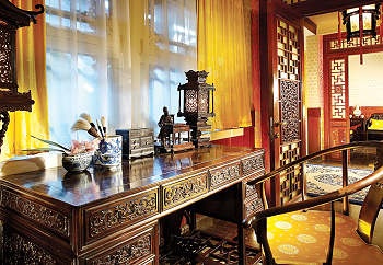 Zitan Suite - Beijing Han's Royal Garden Hotel