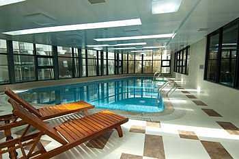 Swimming Pool - Mercure Beijing Downtown 