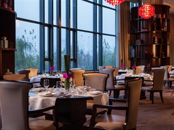  - Renaissance Lakeview Hotel - Tianjin