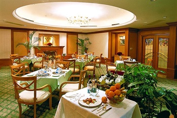  - Furama Hotel Dalian