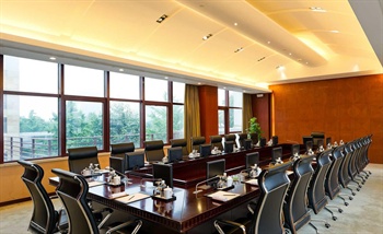  - Jinling Riverside Conference Hotel  