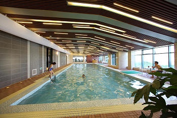 Swimming Pool - Jinan Expo Garden Resort Hotel