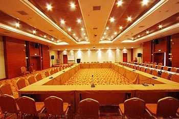 Meeting Room - Phoenix International Hotel