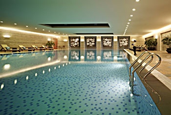 Swimming Pool - Shangri-La Hotel Chengdu