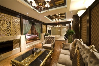  - Four Hungned Club House - Chengdu