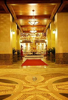 Lobby - Poli Hot Spring International Hotel  