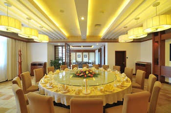 Chinese Restaurant - Guanfang Hotel  