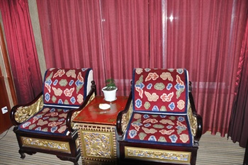  - Thangka Hotel  