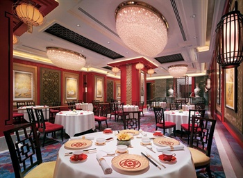  - Kowloon Shangri-la Hotel