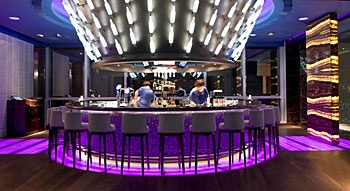 Bar - Crowne Plaza Hotel