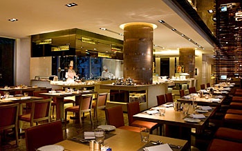 Restaurant - Crowne Plaza Hotel