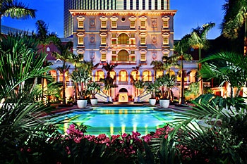 Swimming Pool - The Venetian Macao Resort Hotel  