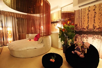  - Shanghai Love Hotel