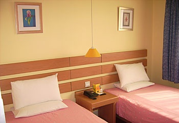 Standard Room - Home Inn (Beijing Tuanjiehu)