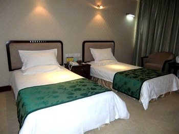  - Zhengzhou Airport Hot Spring Hotel