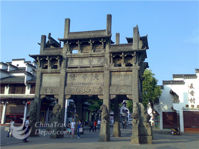 Huangshan-Shexian One Day Tour(Xuguo Stone Archway-Doushanjie Ancient Street-Yuliang Village)