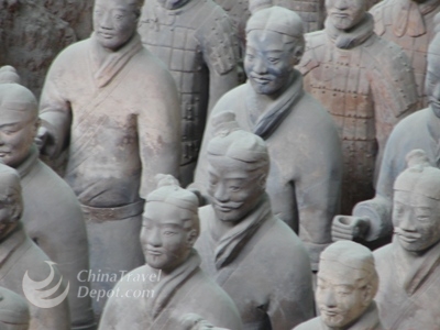  Terracotta Warriors Day Tour and round-trip airport transfer