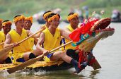 Dragon Boat Racing